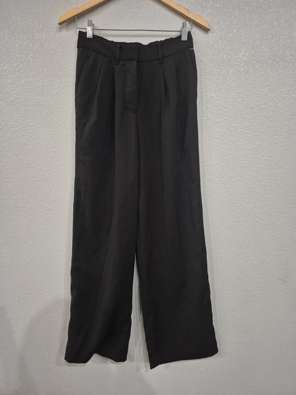 Quince Black Wide-Leg Pleated Trousers Size 4 In Excellent Condition - Picture 4 of 4